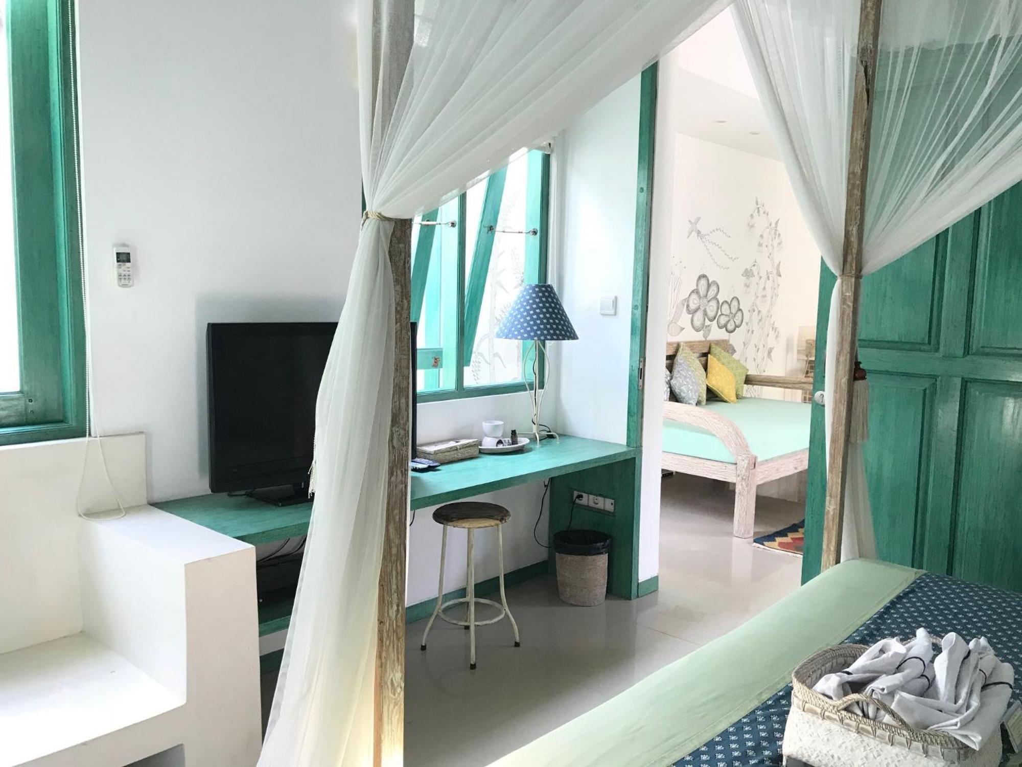 סמיניאק Artemis Villa Hotel מראה חיצוני תמונה