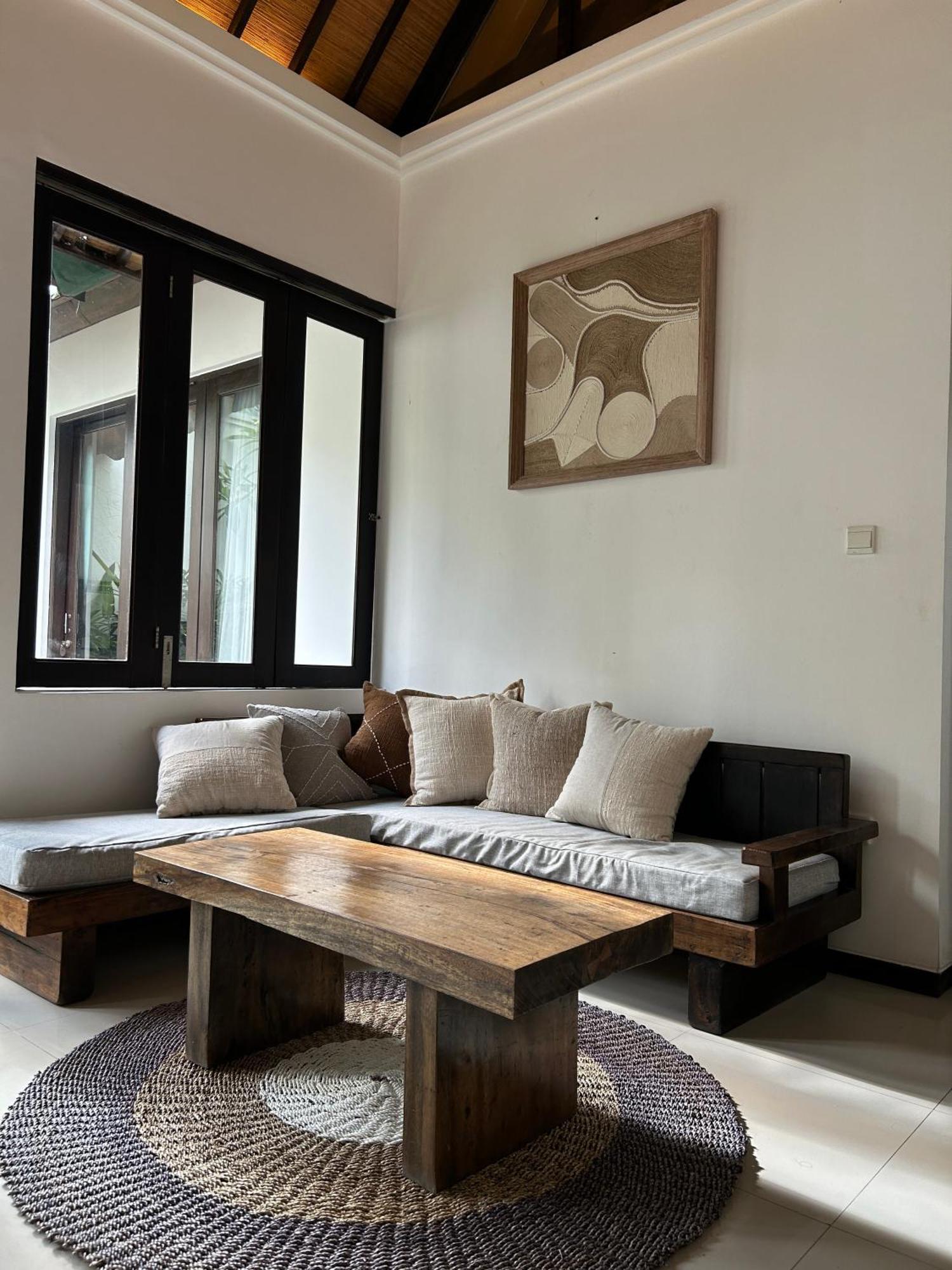 סמיניאק Artemis Villa Hotel מראה חיצוני תמונה