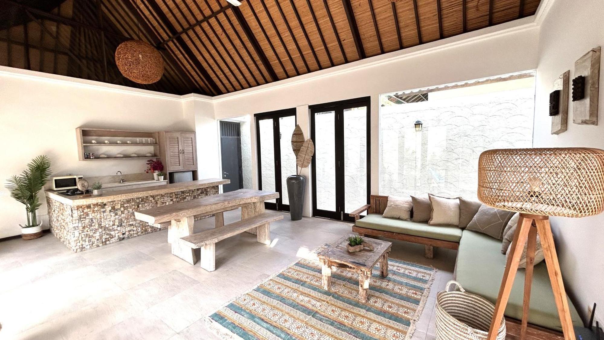 סמיניאק Artemis Villa Hotel מראה חיצוני תמונה