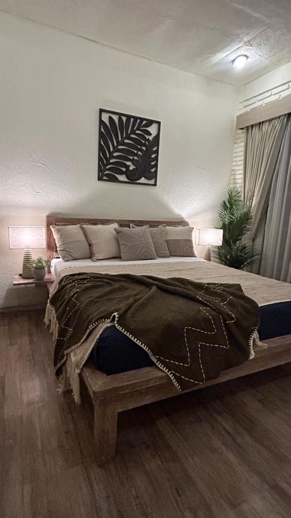 סמיניאק Artemis Villa Hotel מראה חיצוני תמונה