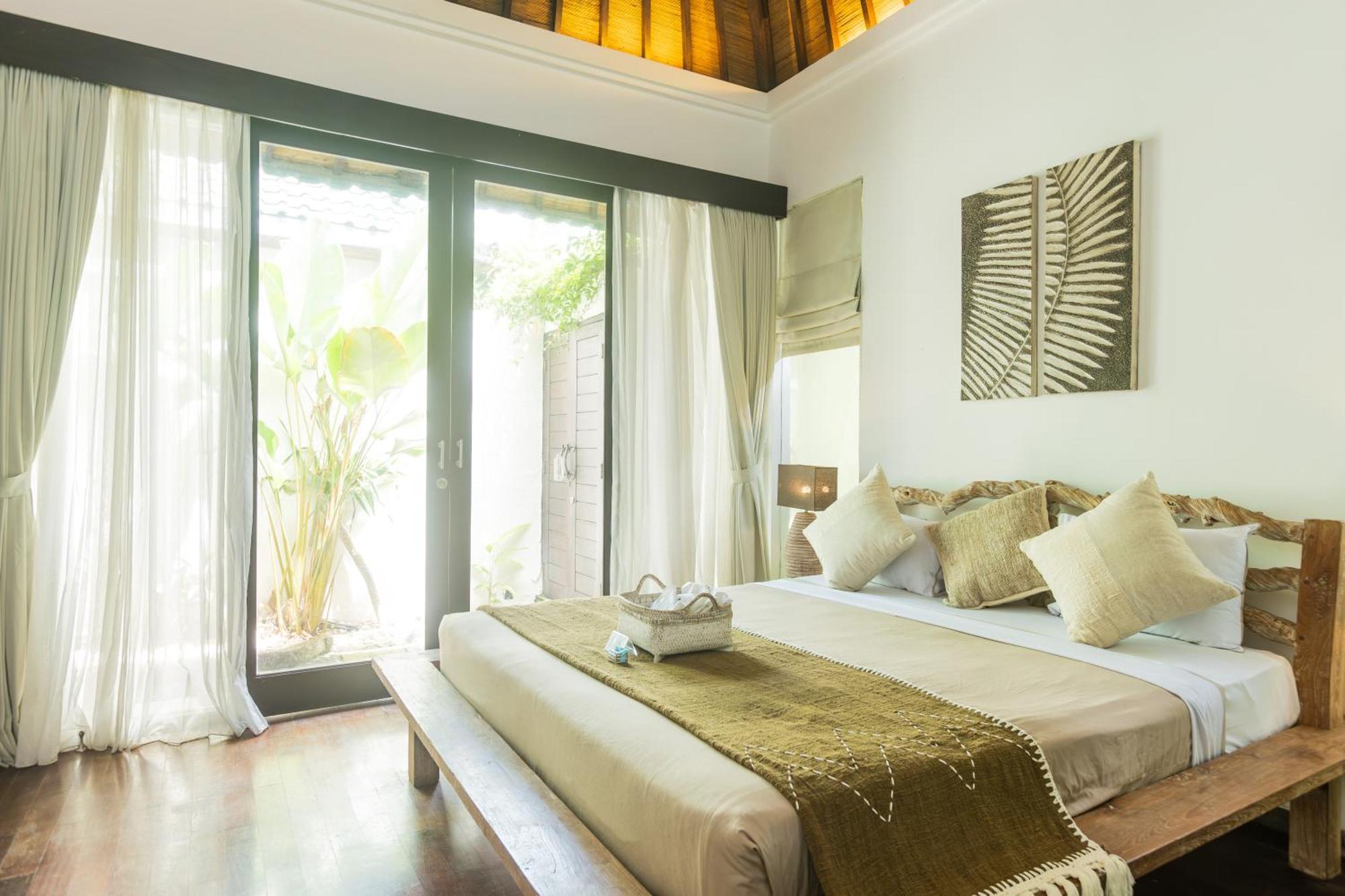 סמיניאק Artemis Villa Hotel מראה חיצוני תמונה